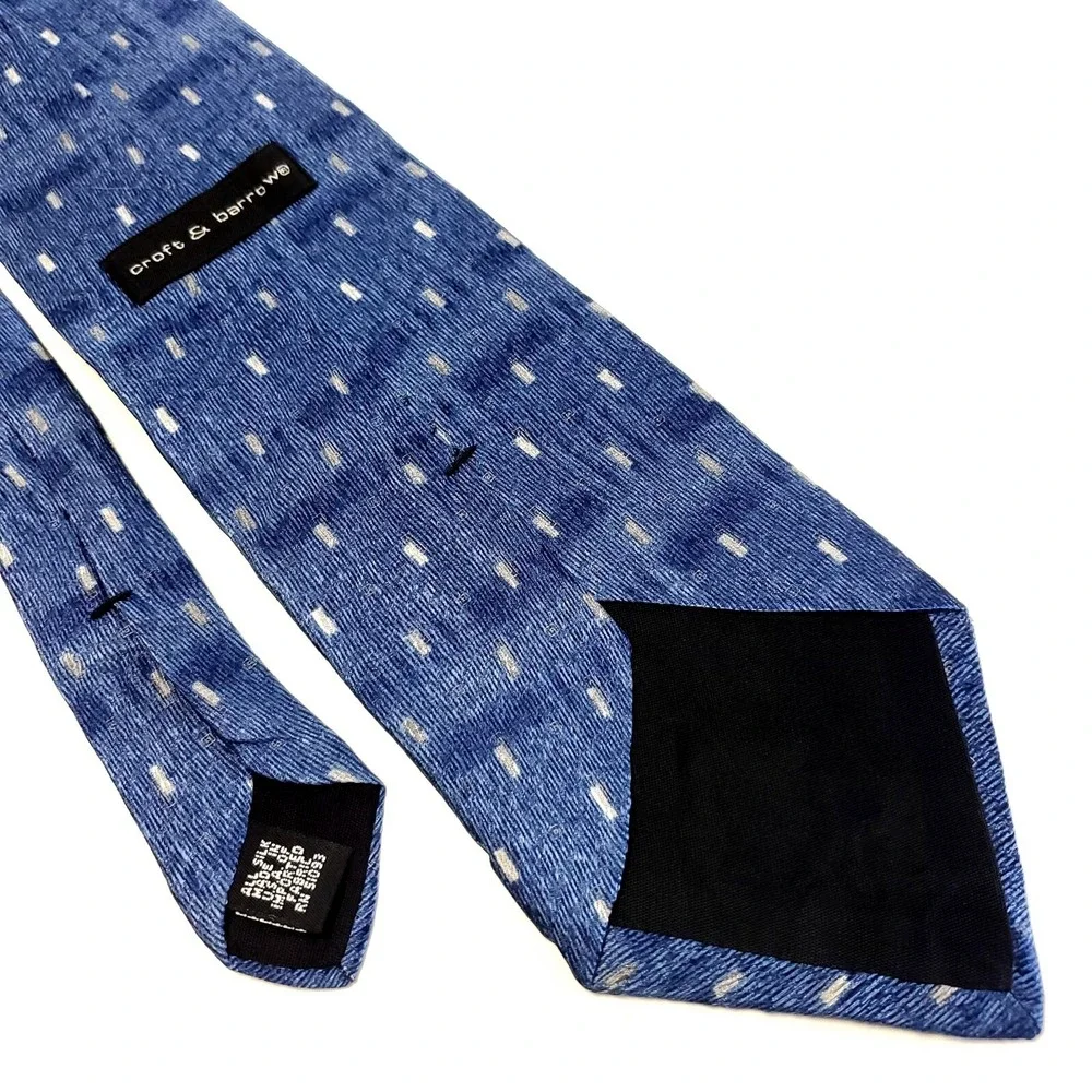 Croft & Barrow Blue Abstract Jacquard Print Wide‎ Silk Tie